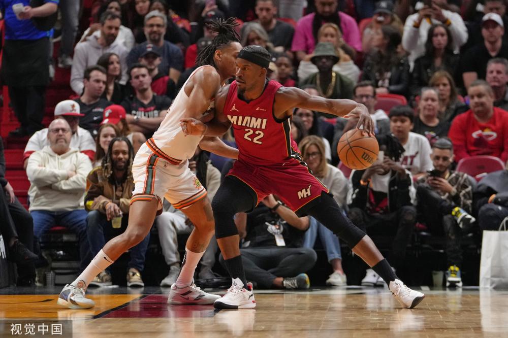 体育基础设 体育基础设