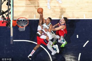 桩引人瞩目 桩引人瞩目