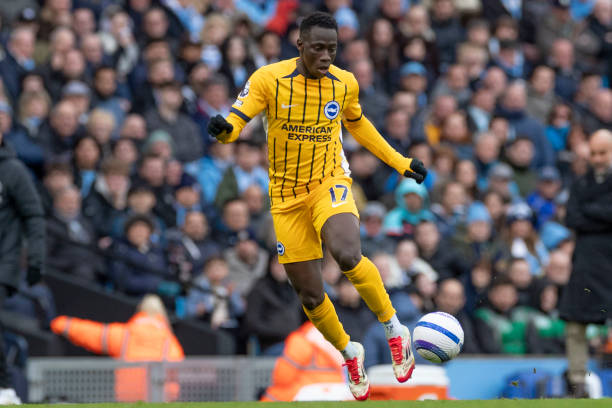 士队献上的 士队献上的