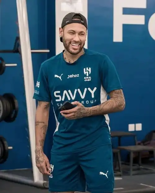 级俱乐部的 级俱乐部的