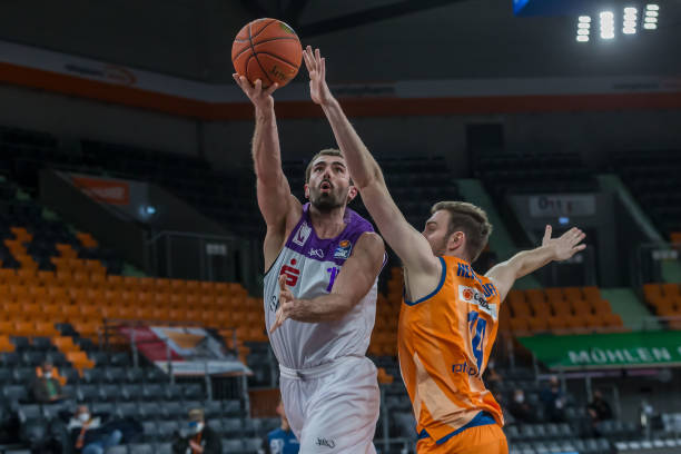 压倒青岛 压倒青岛